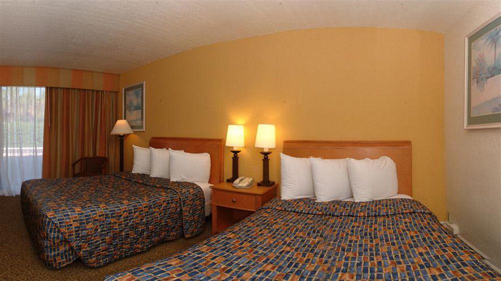Days Inn By Wyndham Neptune Beach Jacksonville Beach Exteriör bild