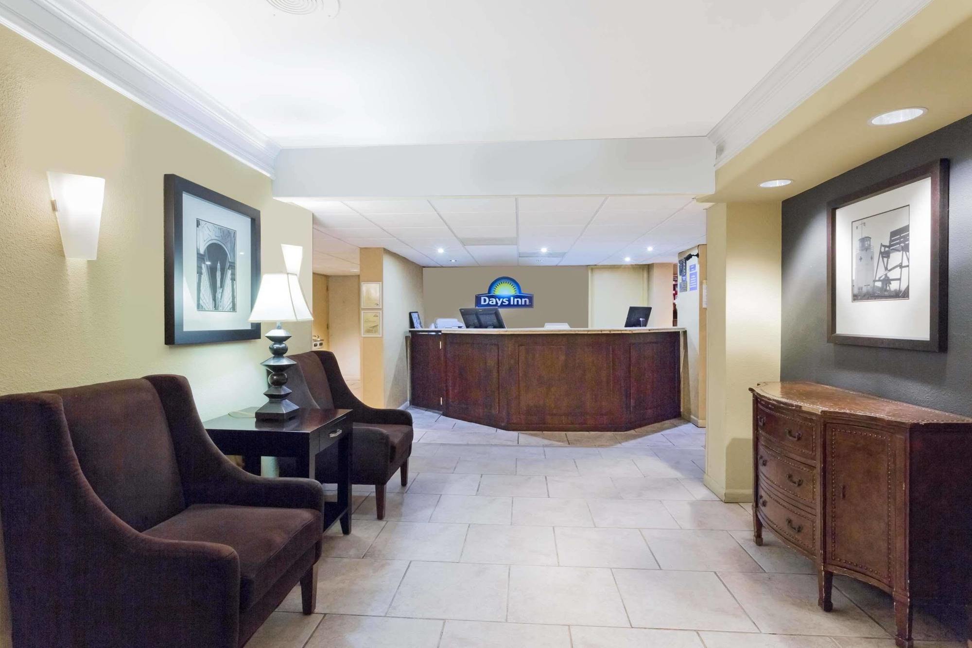 Days Inn By Wyndham Neptune Beach Jacksonville Beach Exteriör bild